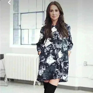 Aritzia Wilfred Abstract Floral Shift Dress Brand New Never Worn Size XS